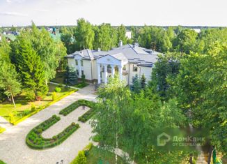 Продается дом, 1100 м2, село Знаменское