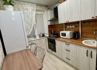Продаю 3-комнатную квартиру, 50.8 м2, Нижний Новгород, улица Старых Производственников, 4, улица Старых Производственников