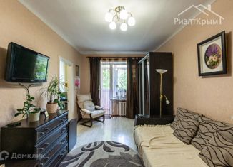 Продам 3-комнатную квартиру, 55.6 м2, посёлок городского типа Аэрофлотский, улица Мальченко, 2