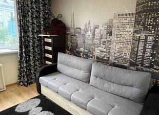 Продаю комнату, 17.7 м2, Екатеринбург, Братская улица, 11А, Братская улица