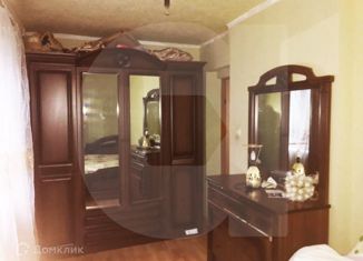 Продаю 3-комнатную квартиру, 60 м2, поселок Прикубанский, улица Мичурина, 32