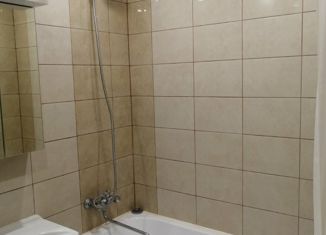 Продается трехкомнатная квартира, 59.5 м2, Губаха, улица Кирова, 8