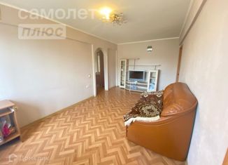 Продается трехкомнатная квартира, 62 м2, Астрахань, улица Николая Островского, 123, Советский район
