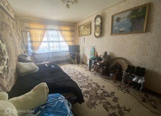 Продаю однокомнатную квартиру, 30 м2, Курганинск, площадь имени Клары Лучко