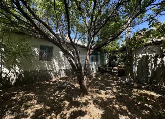 Продается двухкомнатная квартира, 44.9 м2, посёлок городского типа Куйбышево, Лесная улица, 17