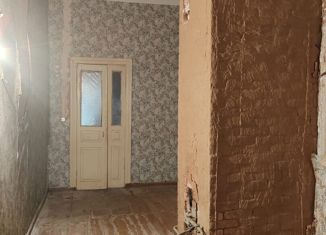 Продается двухкомнатная квартира, 46.7 м2, Астрахань, улица Урицкого, 9