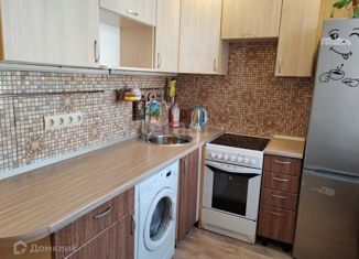 Сдам 3-ком. квартиру, 58 м2, Бердск, улица Карла Маркса, 68