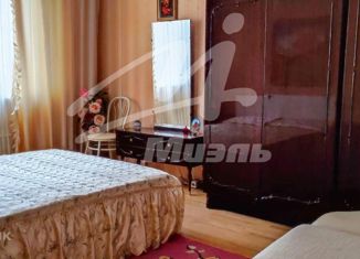Продаю 3-ком. квартиру, 72.5 м2, Москва, бульвар Адмирала Ушакова, 8, бульвар Адмирала Ушакова