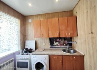 Продам 2-ком. квартиру, 40 м2, село Кабардинка, Пролетарская улица, 13К4