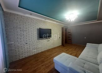 Продается 2-ком. квартира, 55 м2, Октябрьский, 34-й микрорайон, 17Б