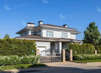 Продаю дом, 450 м2, коттеджный поселок Монтевиль