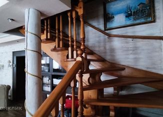 Продается дом, 237 м2, посёлок Грузинский, улица Ветеранов, 1Б