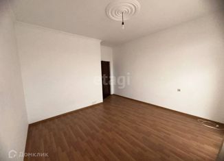 Продам 2-комнатную квартиру, 85 м2, Назрань, проспект Идриса Базоркина, 74