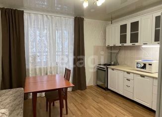 Продам 2-ком. квартиру, 66.8 м2, Казань, улица Салиха Батыева, 1, ЖК Изумрудный Город