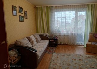 Продам 2-комнатную квартиру, 43 м2, Екатеринбург, Шефская улица, 61, метро Проспект Космонавтов