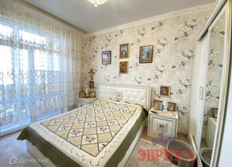 Продам двухкомнатную квартиру, 53.8 м2, Крымск, улица Маршала Жукова, 48Г