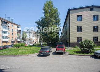 Продаю трехкомнатную квартиру, 55.1 м2, Кемеровская область, улица Патриотов, 2