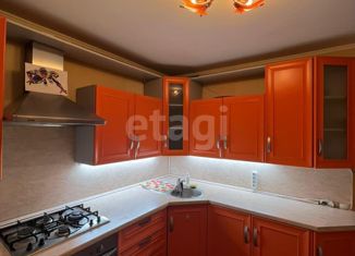 Сдам в аренду трехкомнатную квартиру, 62.3 м2, Усинск, улица Строителей, 6А