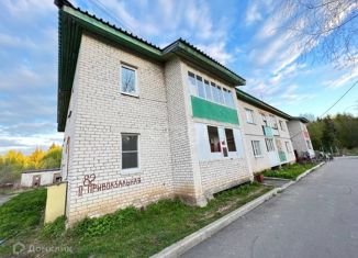 Продам двухкомнатную квартиру, 52.2 м2, поселок Козьмодемьянск, 2-я Привокзальная улица, 82