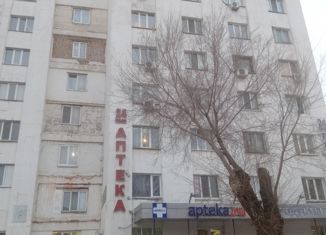 Продаю комнату, 64 м2, Оренбург, проспект Дзержинского, 6, жилой район Степной