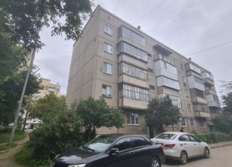 Продам 2-ком. квартиру, 52 м2, Чебаркуль, улица 9 Мая, 5