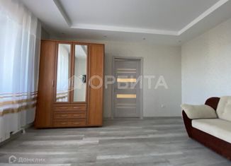 Продажа 1-комнатной квартиры, 42.6 м2, Тюменская область, улица Энергостроителей, 13
