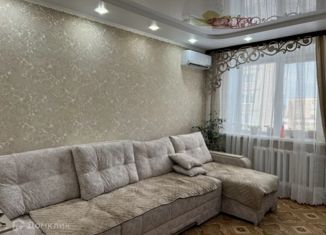 Продам 5-комнатную квартиру, 100 м2, Салават, бульвар Салавата Юлаева, 32