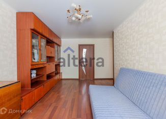 Продается трехкомнатная квартира, 57.9 м2, Казань, улица Химиков, 15