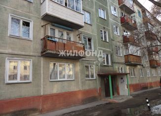 Продам 2-комнатную квартиру, 44.4 м2, Новосибирск, улица Немировича-Данченко, 155/2, метро Студенческая