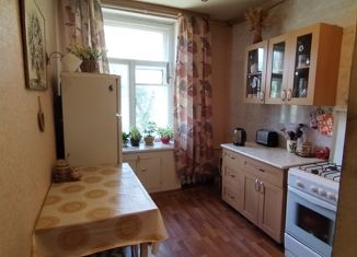 Продается 3-комнатная квартира, 65 м2, Волгоград, улица Кузнецова, 32, Краснооктябрьский район