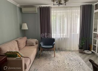 Продажа 3-комнатной квартиры, 64 м2, Батайск, улица Герцена, 37