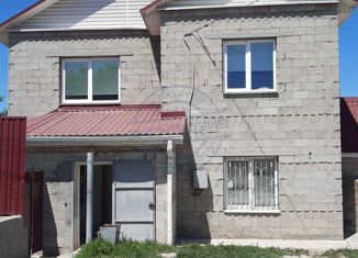 Продам дом, 180 м2, Волгоградская область, улица Клавы Панчишкиной, 95А
