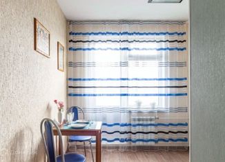 Продам 2-комнатную квартиру, 45 м2, Москва, Симферопольский бульвар, 7кБ, Симферопольский бульвар