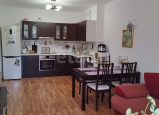 Продается 2-комнатная квартира, 69.9 м2, Екатеринбург, улица Анатолия Мехренцева, 1