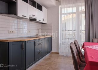 Продам 2-комнатную квартиру, 79 м2, Алупка, улица имени Братьев Говыриных, 20