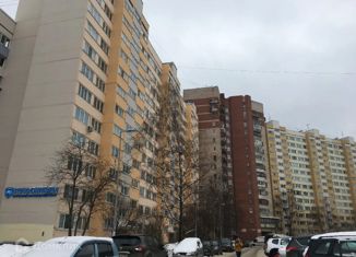 Продается 3-комнатная квартира, 63.5 м2, Санкт-Петербург, улица Маршала Казакова, 10к1Е, муниципальный округ Красненькая Речка