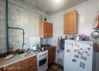 Двухкомнатная квартира на продажу, 36.3 м2, Сатка, Комсомольская улица, 43