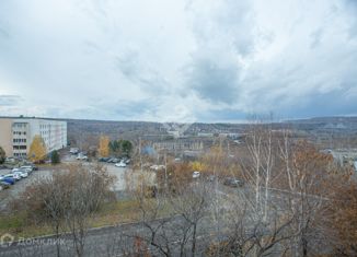 Продам 3-комнатную квартиру, 61.3 м2, Кемерово, Советская улица, 6, жилой район Кедровка