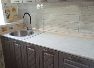 Сдам 2-комнатную квартиру, 50.3 м2, Нижний Тагил, улица Жуковского, 33