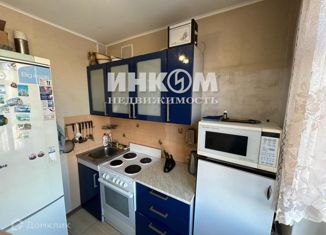 Продаю 3-ком. квартиру, 59 м2, Москва, Борисовский проезд, 8к2, Борисовский проезд