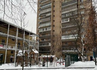 Продаю четырехкомнатную квартиру, 100 м2, Москва, улица Малая Полянка, 8, улица Малая Полянка