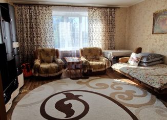 Трехкомнатная квартира на продажу, 64 м2, Ярцево, улица Энтузиастов, 51