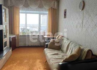 Продается 3-комнатная квартира, 78.1 м2, посёлок Ленинск, улица Нефтяников, 26