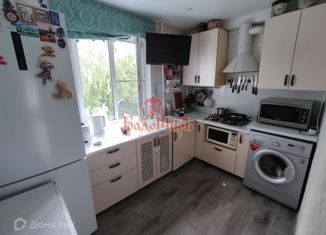 Продается 4-комнатная квартира, 60 м2, Хотьково, улица Седина, 6