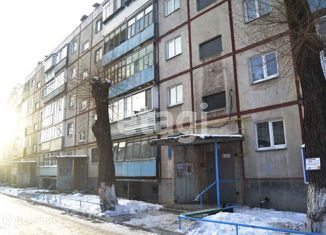 Продается 2-комнатная квартира, 43.3 м2, Курган, улица Дзержинского, 14, Северный район