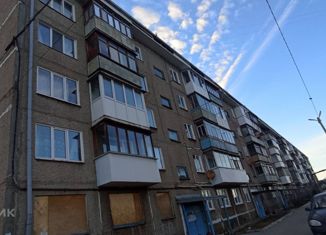 Продаю двухкомнатную квартиру, 47.8 м2, Соликамск, улица Металлургов, 55