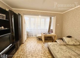 Продаю 2-ком. квартиру, 57 м2, Ставрополь, улица Ленина, 328А, микрорайон №5