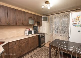 Продажа 4-комнатной квартиры, 96.4 м2, Курган, Половинская улица, 14