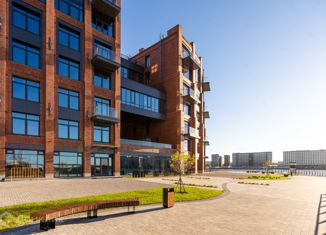 Продаю трехкомнатную квартиру, 111 м2, Санкт-Петербург, Петровская коса, 6к1, метро Крестовский остров