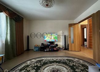 Продам двухкомнатную квартиру, 54 м2, Кемеровская область, улица Серебряный Бор, 15А